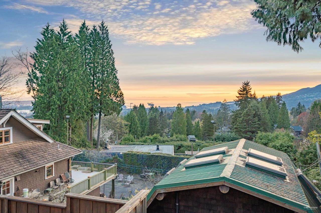 Seymour Private Bedroom, Ensuite Bathroom With Shared Pool, Hot Tub With Views North Vancouver Exterior foto