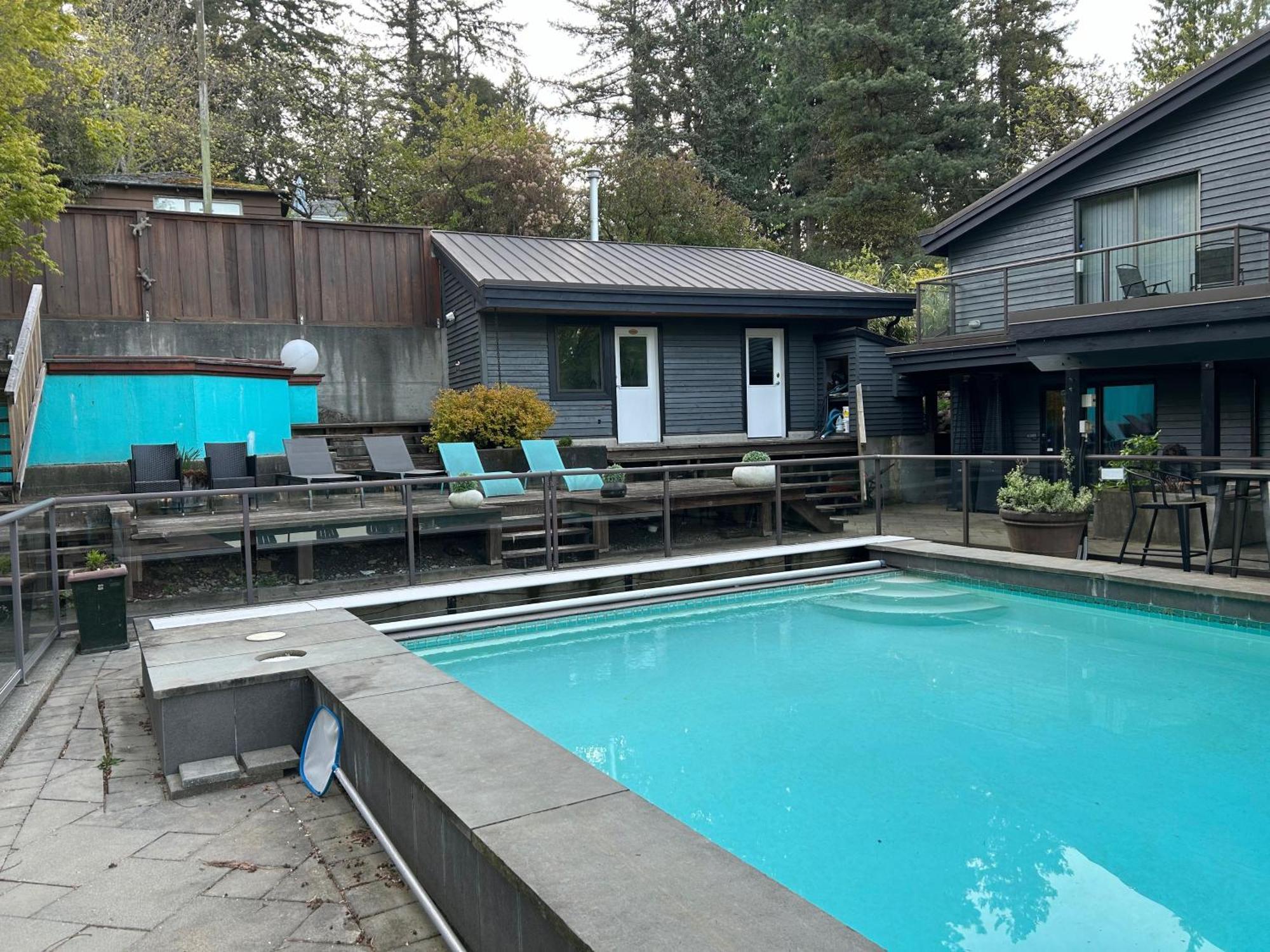 Seymour Private Bedroom, Ensuite Bathroom With Shared Pool, Hot Tub With Views North Vancouver Exterior foto