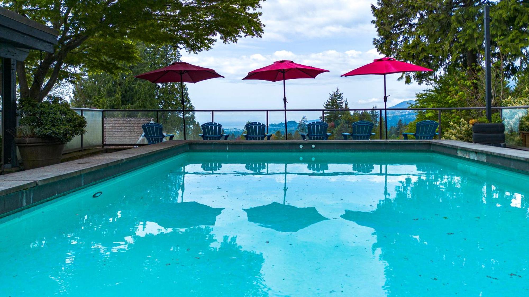 Seymour Private Bedroom, Ensuite Bathroom With Shared Pool, Hot Tub With Views North Vancouver Exterior foto